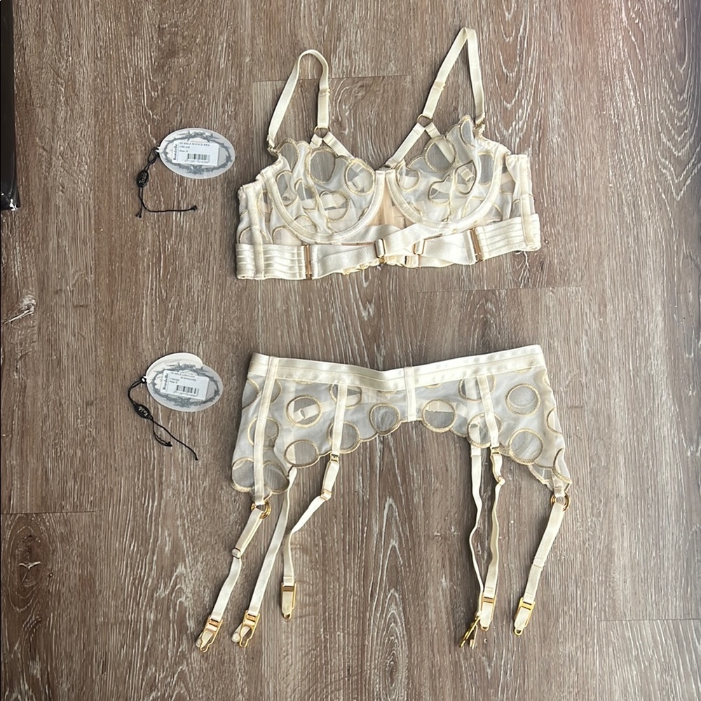 Bordelle Bubble Bodice Bra and Longline Suspender Set cream & gold size Small